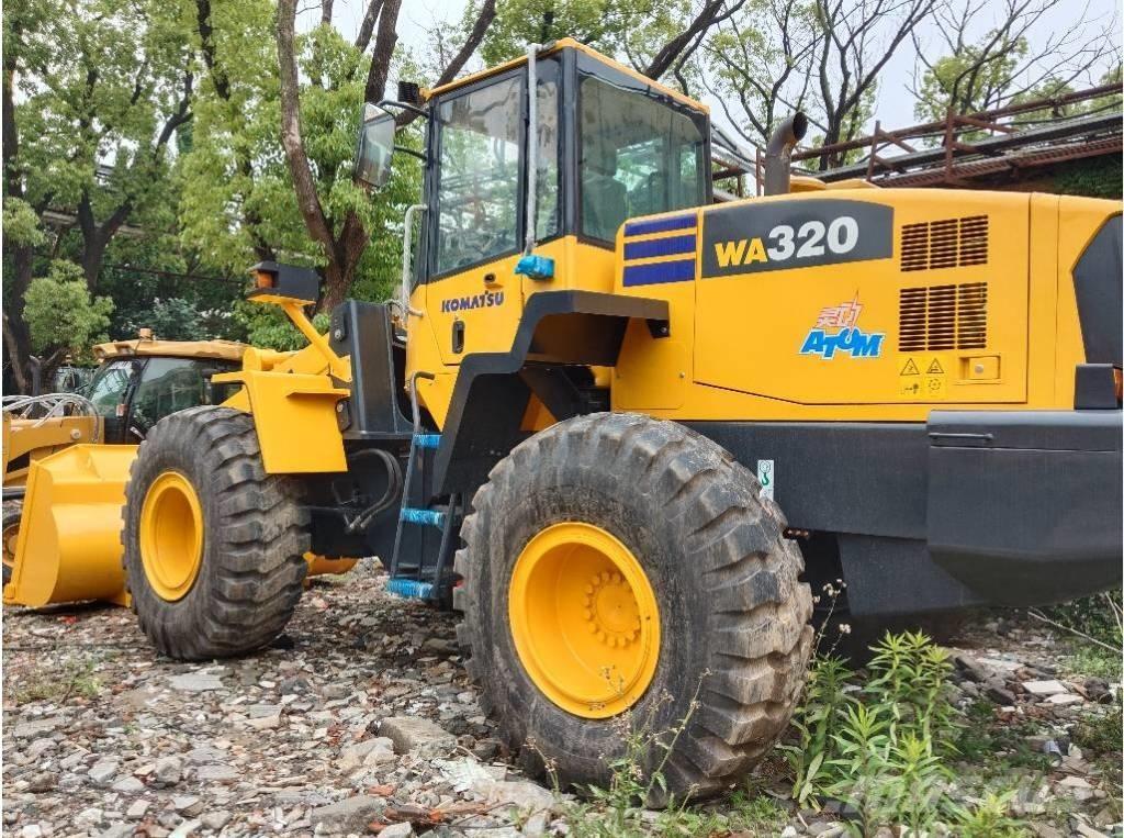 Komatsu WA 320-5 Фронтальные погрузчики