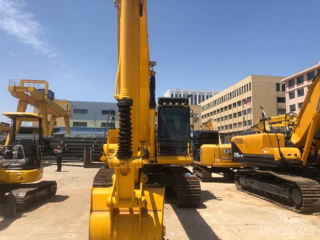 Komatsu PC 200 Гусеничные экскаваторы