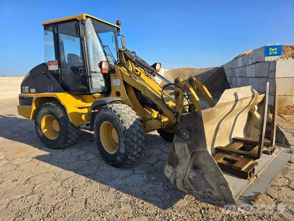 CAT 908 Фронтальные погрузчики