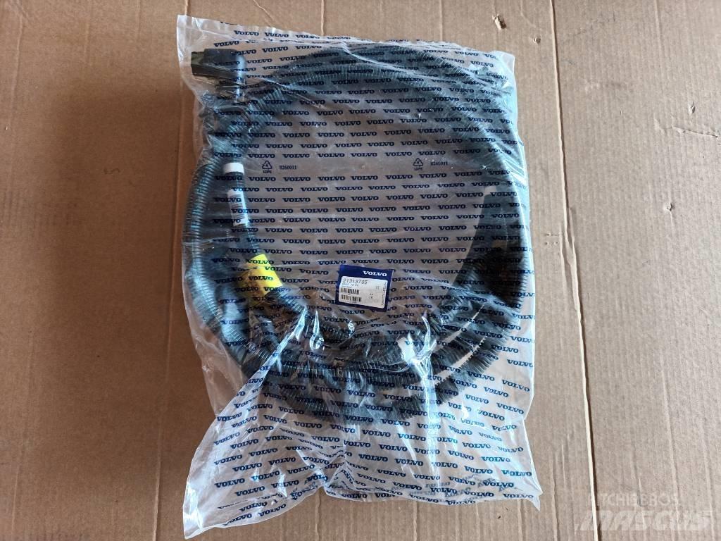 Volvo HOSE  21313785 Гидравлическая система