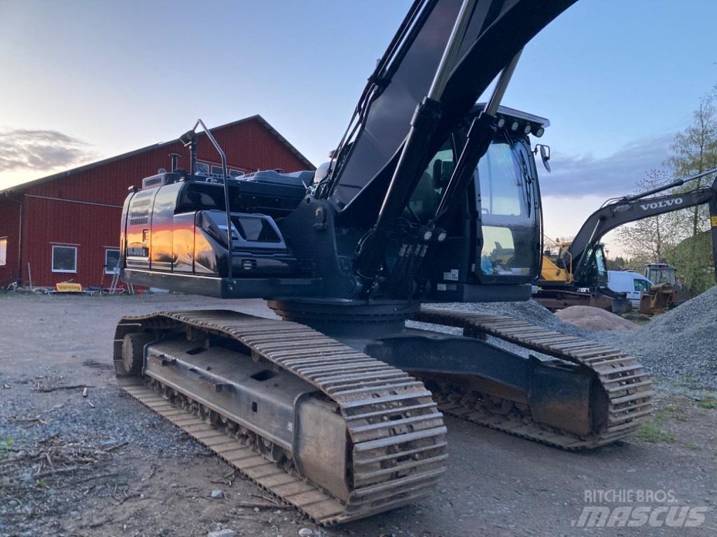 Kobelco SK 300 LC Гусеничные экскаваторы