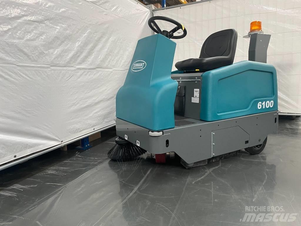 Tennant 6100 Вакуумные уборочные машины