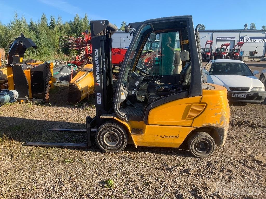Jungheinrich DFG 320 Дизельные погрузчики