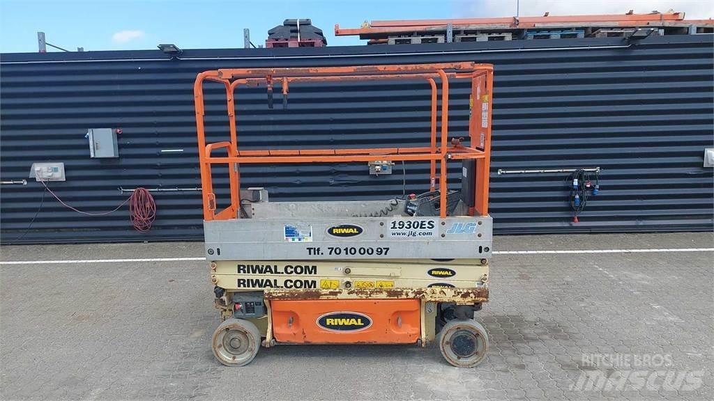 JLG 1930ES Ножничные подъемники