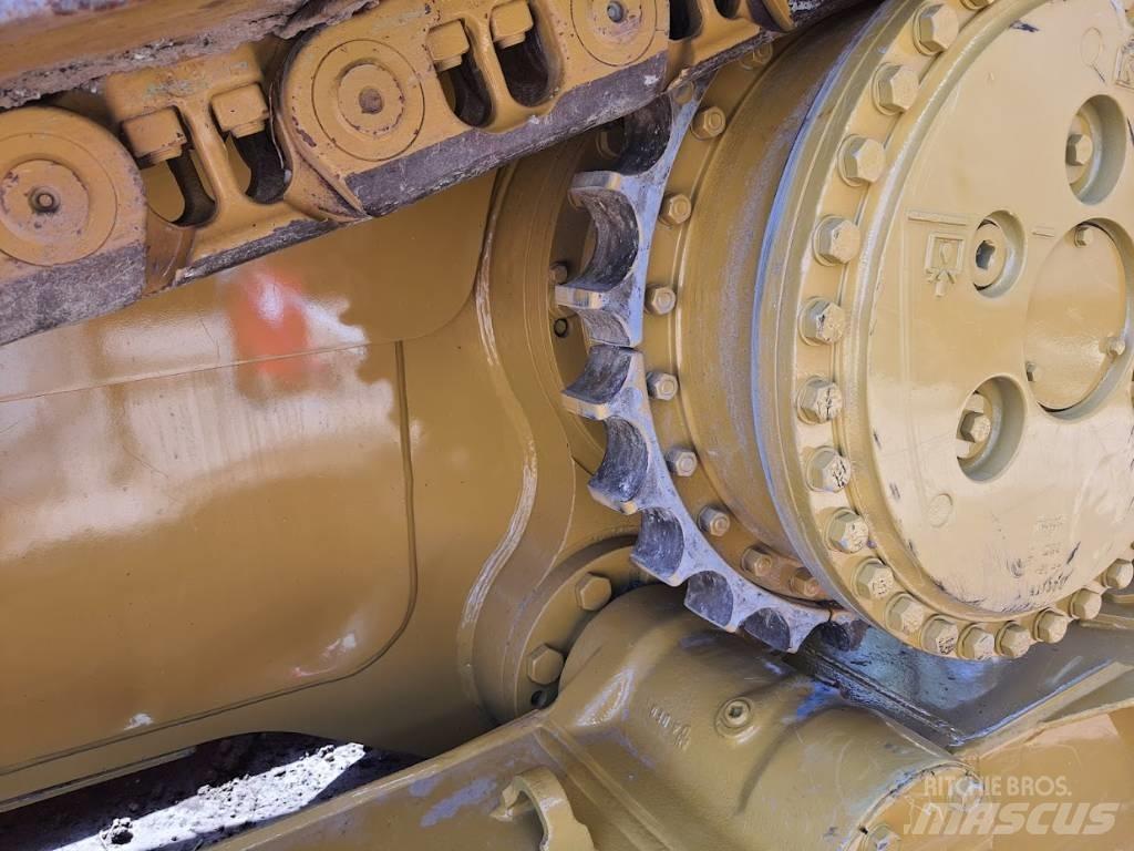CAT D 6 R XL III Гусеничные бульдозеры