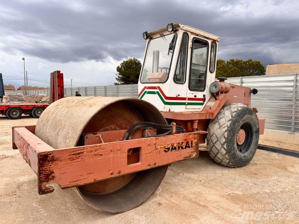 Sakai SV 500 D Уплотнители грунта