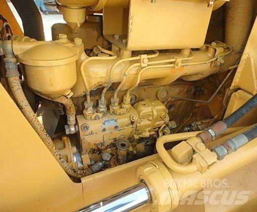 Mitsubishi BD2F Гусеничные бульдозеры
