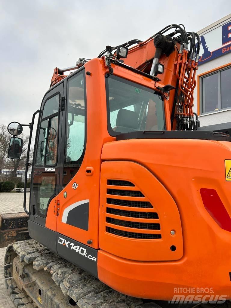 Doosan DX140LCR-5 Гусеничные экскаваторы