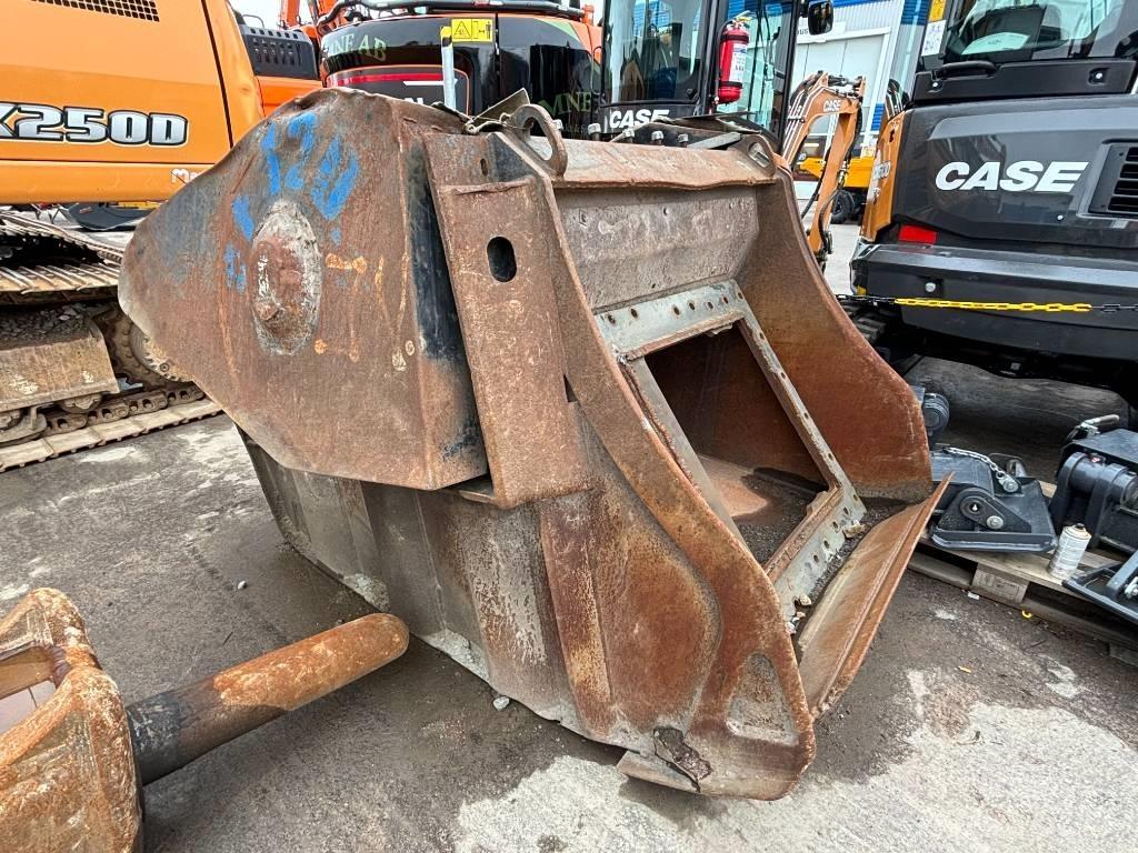 MB Crusher 120 Дробильные ковши