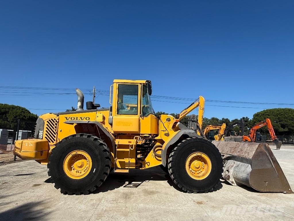 Volvo L 120 E Фронтальные погрузчики