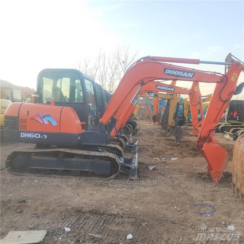 Doosan DH60-7 Гусеничные экскаваторы