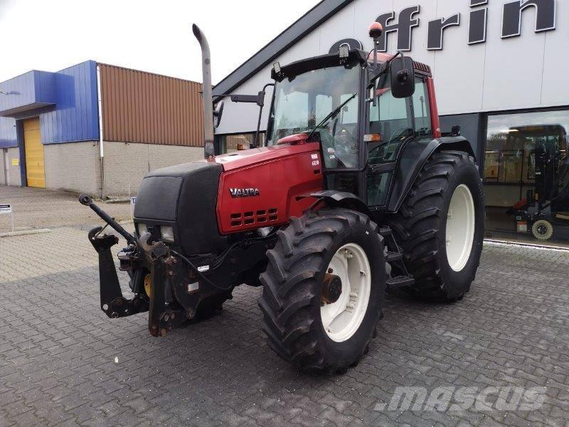 Valtra 6850 Трактора