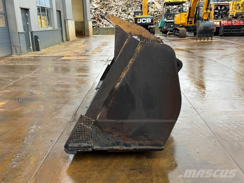 CAT Bucket CAT 980 Ковши