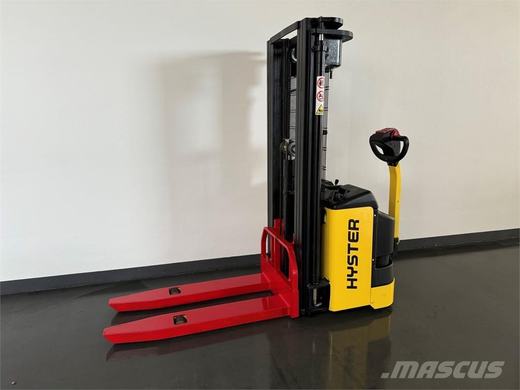Hyster S1.2 Самоходные электроштабелёры
