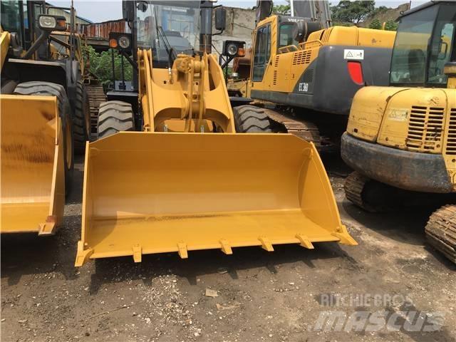 SEM 630B Экскаваторы-погрузчики