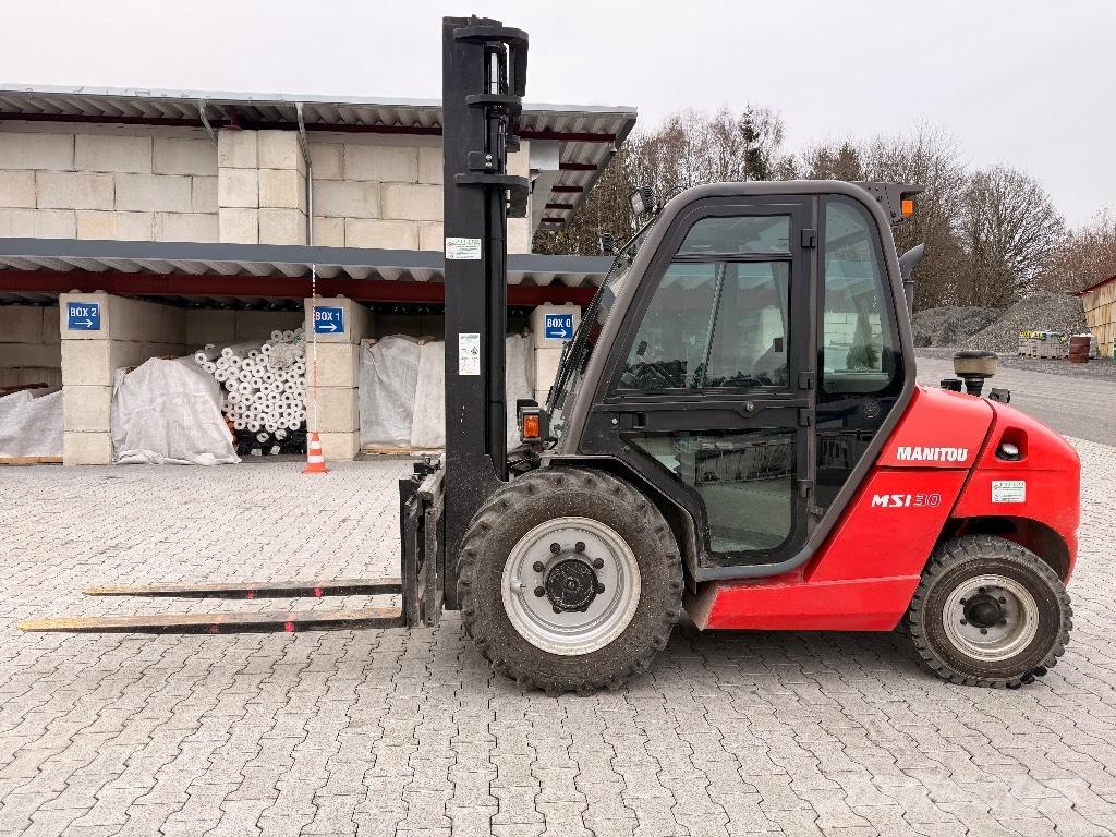 Manitou MSI30 Дизельные погрузчики