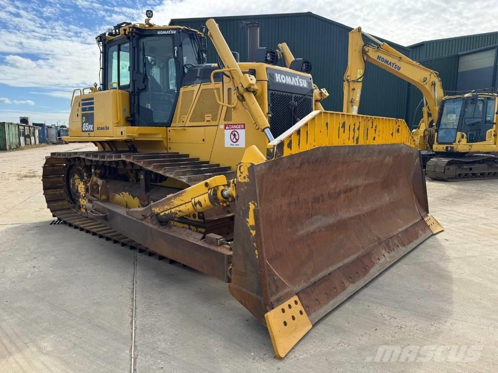 Komatsu D85PX-18 Гусеничные бульдозеры