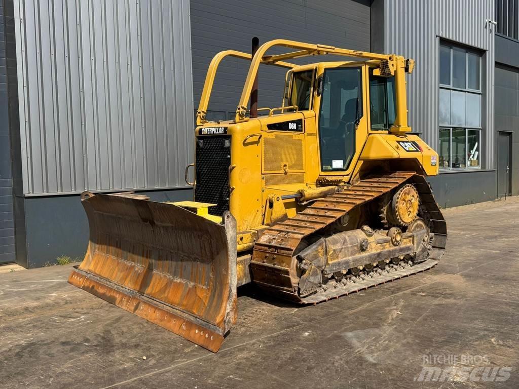 CAT D6N LGP Гусеничные бульдозеры