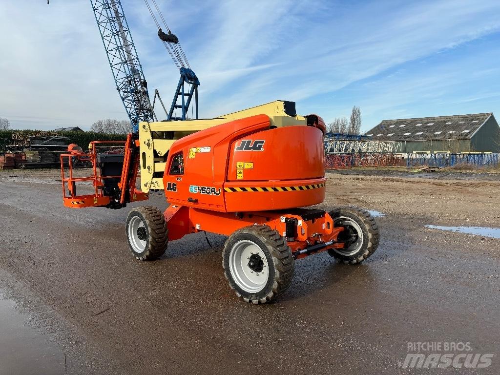 JLG EC 450 AJ Коленчатые подъемники