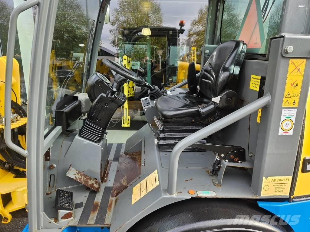 Weidemann 2070LP Малые погрузчики