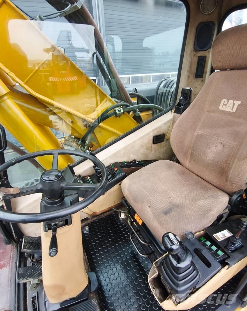 CAT M 315 Колёсные экскаваторы