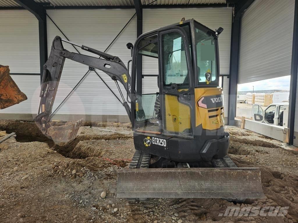 Volvo ECR 25 D Мини-экскаваторы