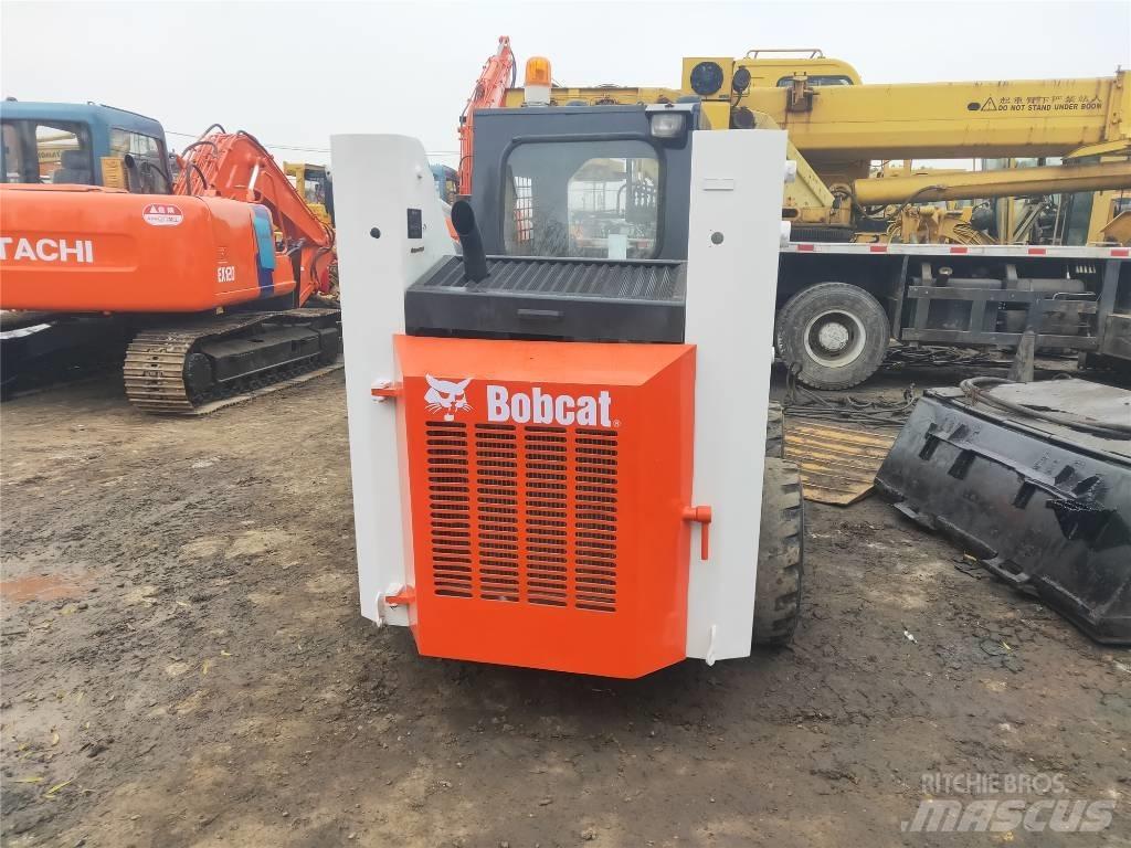 Bobcat S130 Мини-погрузчики