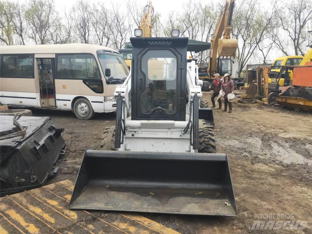 Bobcat S130 Мини-погрузчики