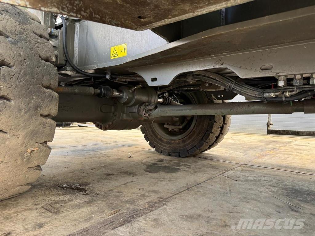 Sennebogen 825M E Перегружатели металлолома/промышленные погрузчики