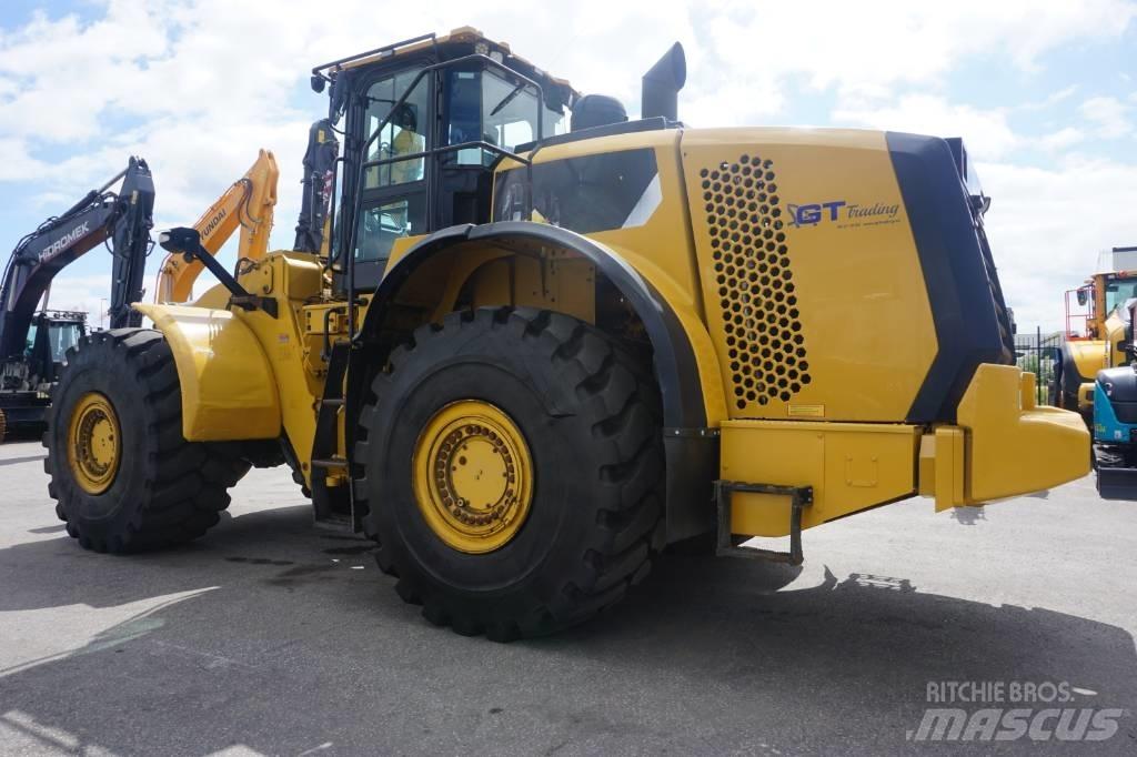 CAT 980M Фронтальные погрузчики