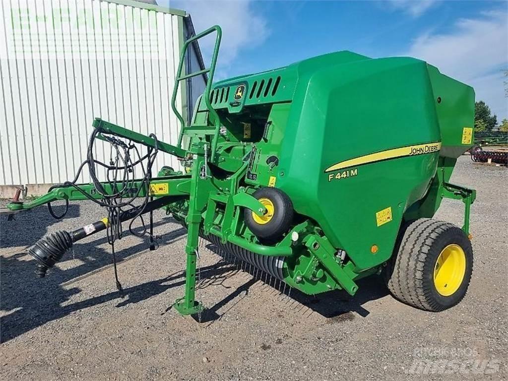 John Deere f441m Тюковые пресс-подборщики
