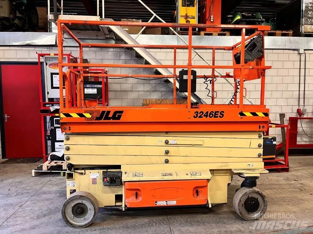 JLG 3246ES Ножничные подъемники