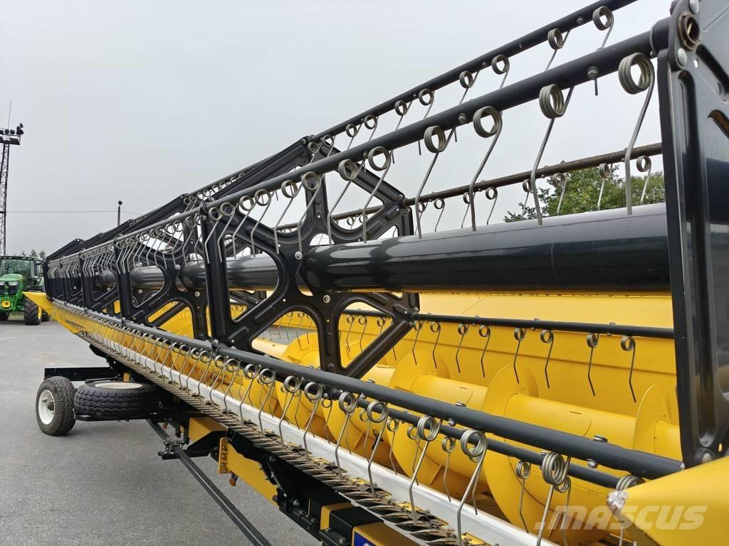 New Holland CX 8.90 Зерноуборочные комбайны