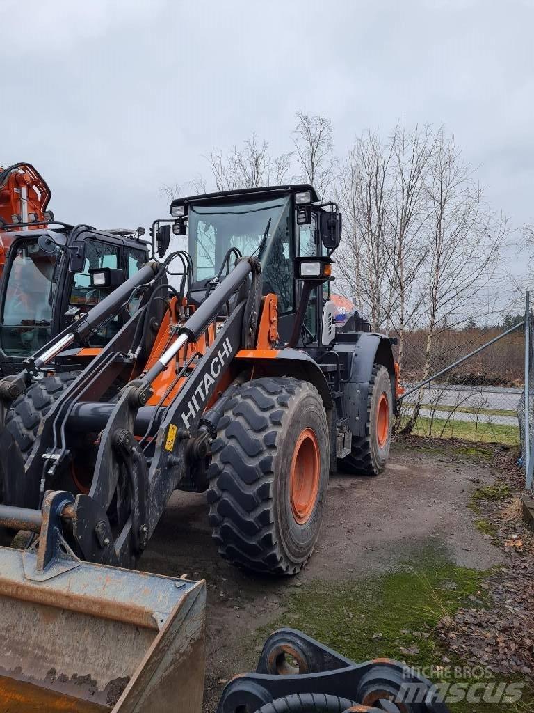 Hitachi ZW 180 PL-6 Фронтальные погрузчики