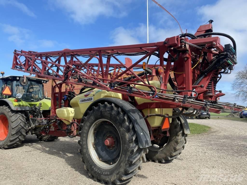 Hardi Commander 3200 Прицепные опрыскиватели