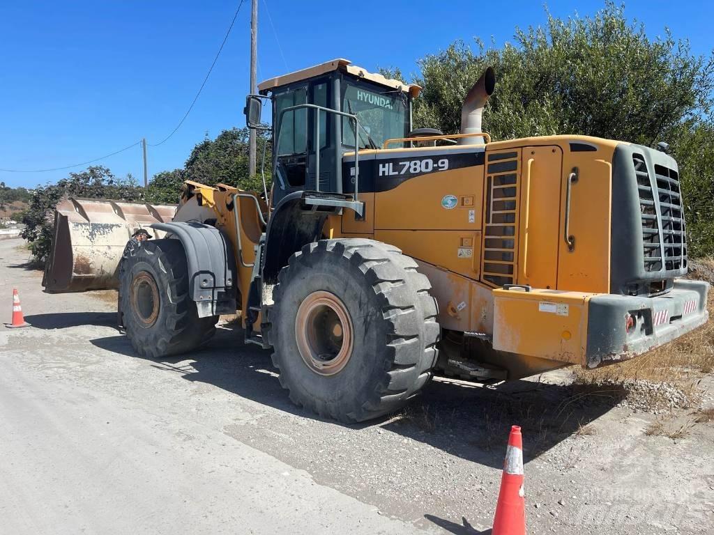 Hyundai HL 780-9 Фронтальные погрузчики