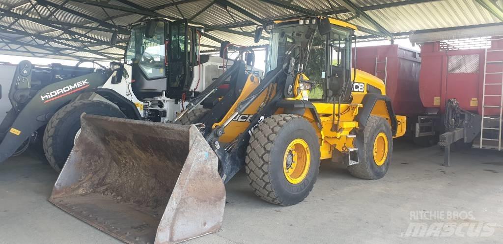 JCB 437 Фронтальные погрузчики