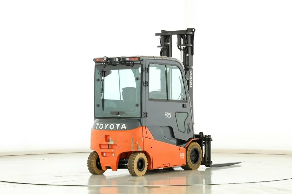 Toyota 8 FBMT 30 Электропогрузчики