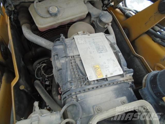 CAT 430FLRC Экскаваторы-погрузчики