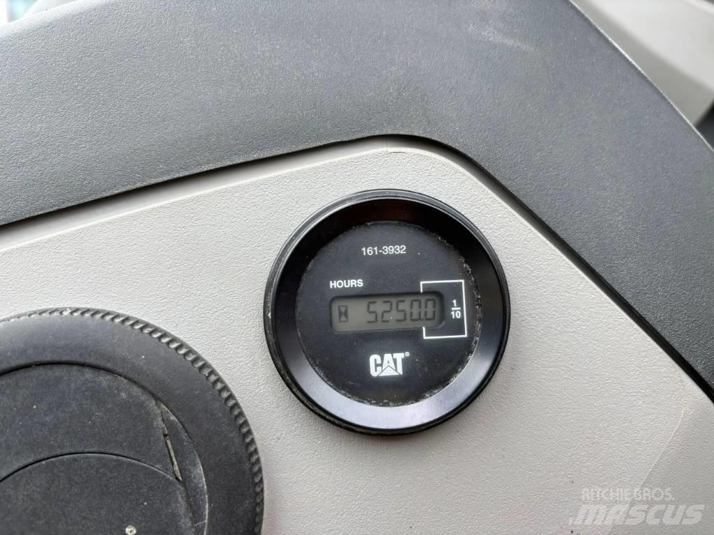 CAT 432E Экскаваторы-погрузчики