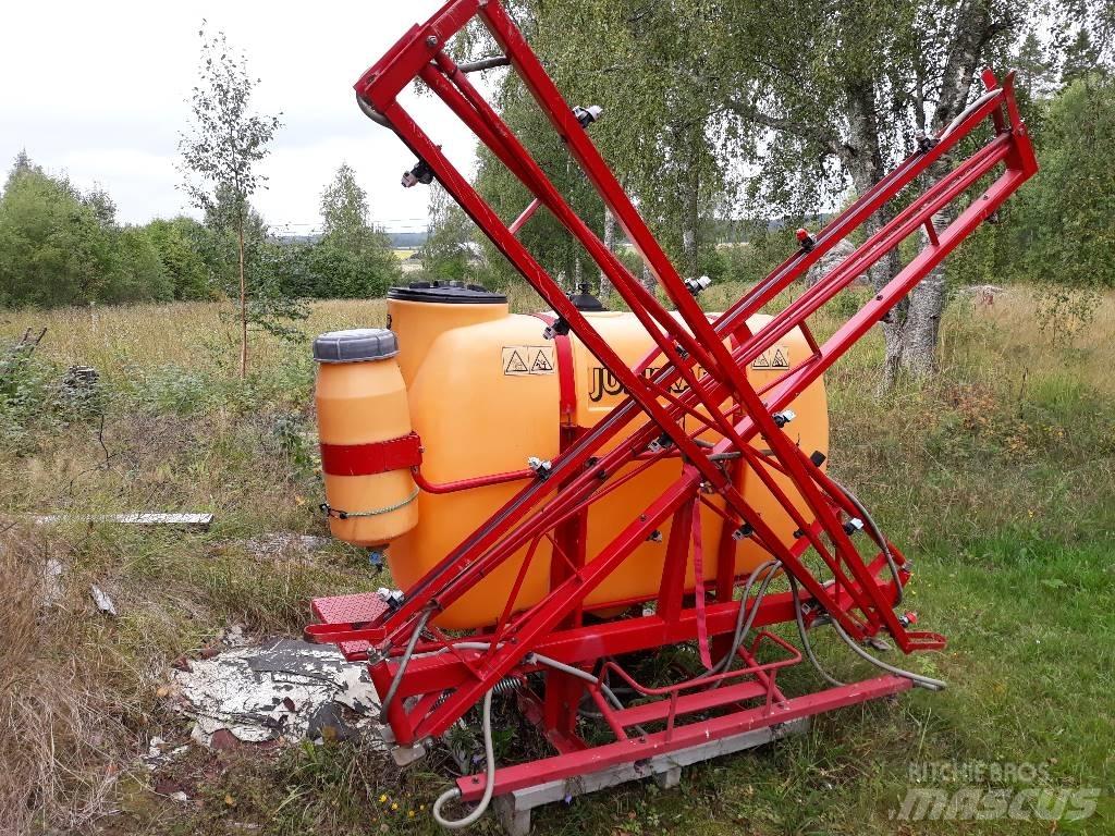 Junkkari 8/700 Навесные опрыскиватели