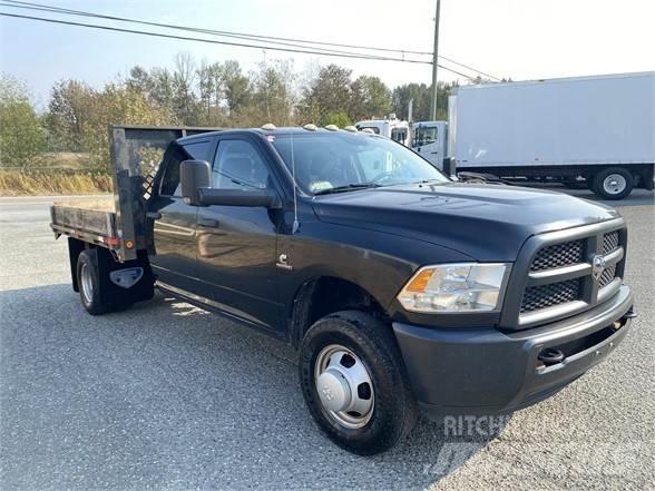 Dodge RAM 3500 Грузовики-платформы/боковая разгрузка