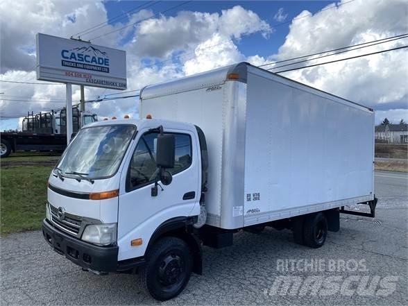 Hino 145 Грузовики для доставки напитков