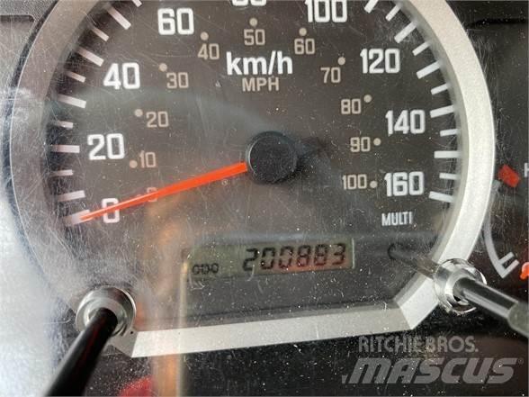 Isuzu NRR Грузовики для доставки напитков