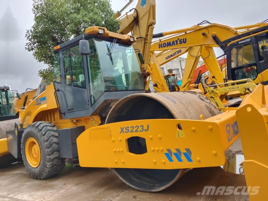 XCMG XS 223 J Грунтовые катки