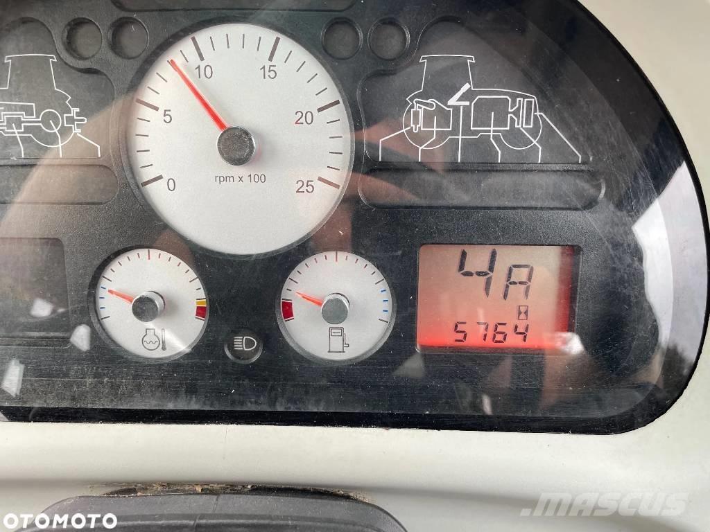 Massey Ferguson 6475 Трактора