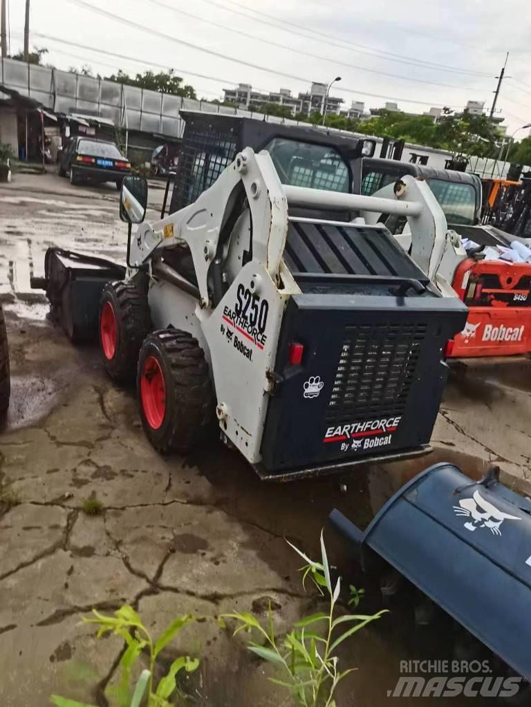Bobcat S 250 Мини-погрузчики
