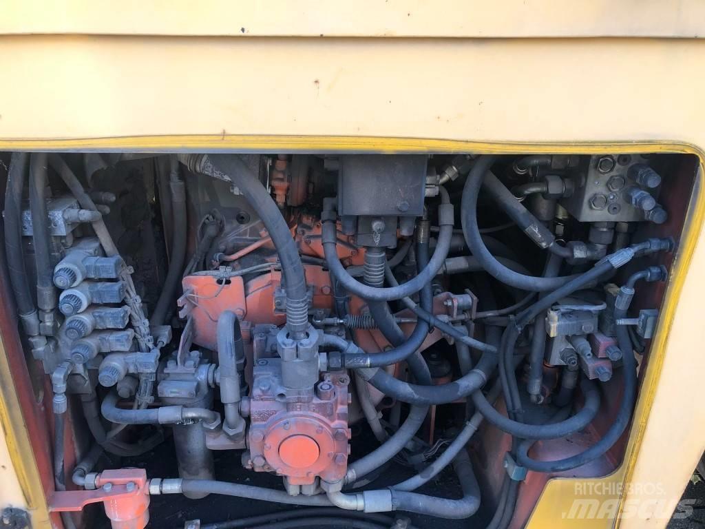 Hamm DV 8.42 Катки тротуарные