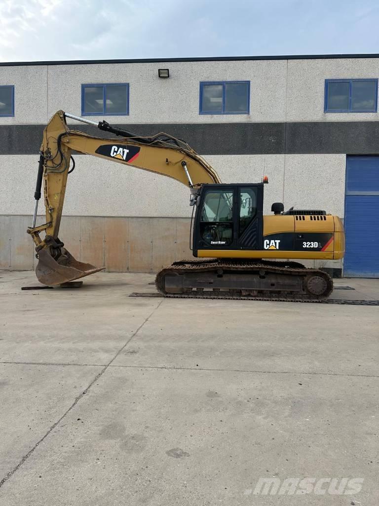 CAT 323 D LN Гусеничные экскаваторы