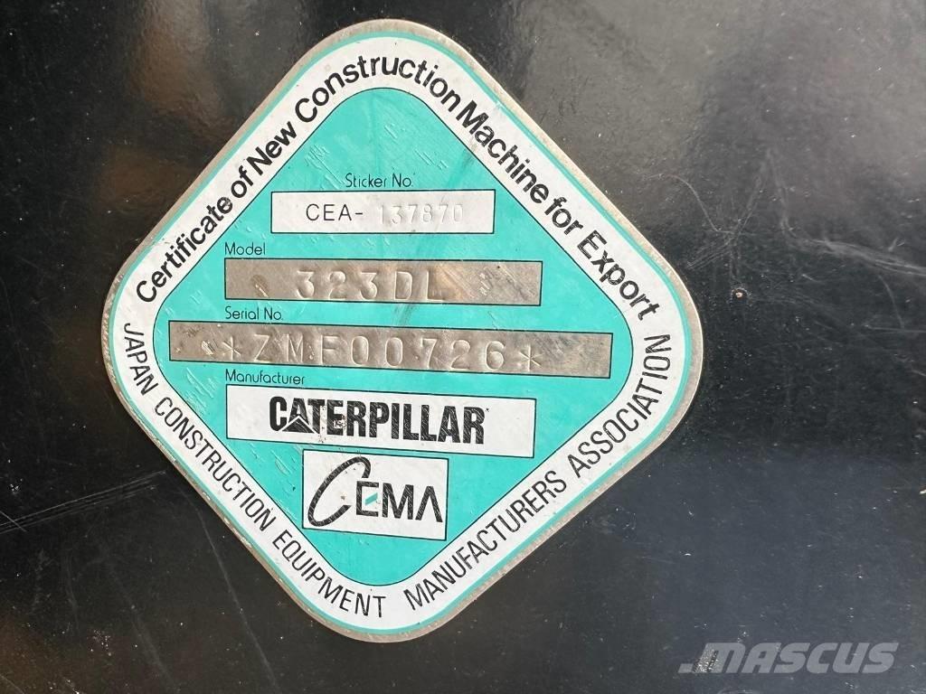 CAT 323 D LN Гусеничные экскаваторы